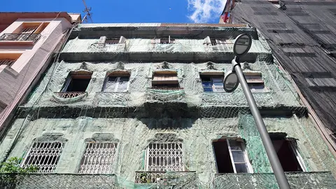 Edificio desalojado en Gonz&aacute;lez de la Vega / Archivo