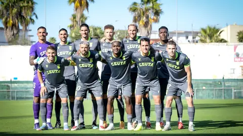 Un gran Ceuta comandando por Cristian Rodr&iacute;guez golea al C&aacute;diz CF