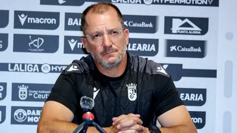 Jos&eacute; Juan Romero en la previa ante el Real Valladolid. Foto: AD Ceuta FC