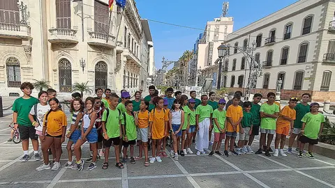 Salida hacia el campamento Miguel de Luque / C&eacute;sar Mart&iacute;n
