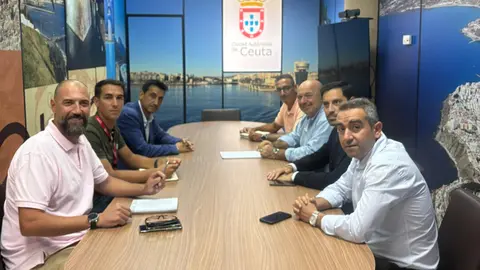 Reuni&oacute;n entre la Ciudad y las navieras / Cedida