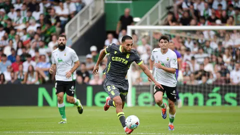 Anuar en el encuentro entre el Racing de Santander y la AD Ceuta FC- Foto: Zaki