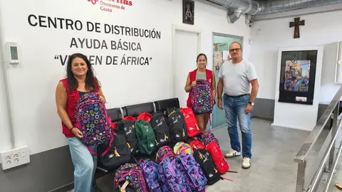 La Hermandad del Roc&iacute;o y su campa&ntilde;a solidaria 'Vuelta al cole'