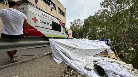 Inmediaciones del Centro de Estancia Temporal de Inmigrantes. CETI: Mohamed Ettouileb