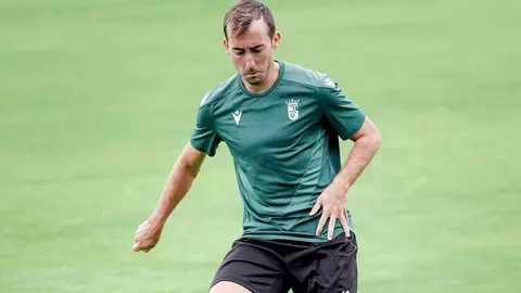 Rub&eacute;n D&iacute;ez, jugador de la AD Ceuta FC. Foto: AD Ceuta FC / Zaki