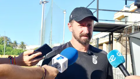 David &Aacute;lvarez 'Polaco' en la previa del encuentro entre el filial de la AD Ceuta FC y el Atl&eacute;tico Onubense