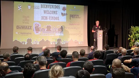Inauguraci&oacute;n de las III Jornadas de Rescate Vertical / Laura Ortiz