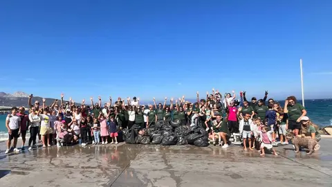 M&aacute;s de 200 kilos de residuos recogidos este domingo