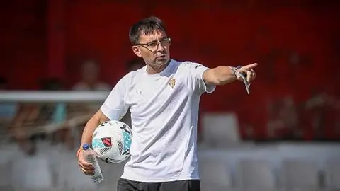El Sporting de Gij&oacute;n anuncia la destituci&oacute;n de Asier Garitano. Foto: Sporting de Gij&oacute;n