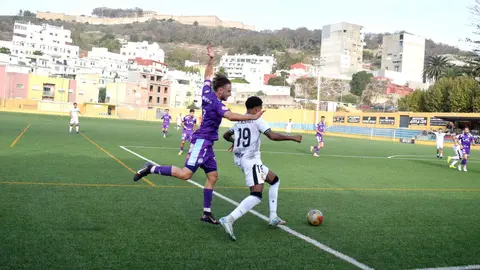 El filial del Ceuta suma un punto ante el Ciudad de Lucena. Foto: Rafa B&aacute;ez
