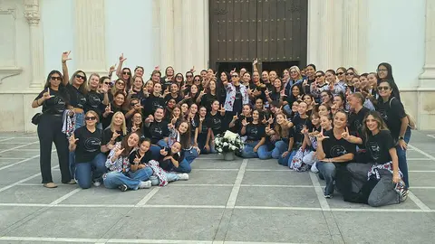 Ofrenda floral del Crisol Flamenco 2025 / C&eacute;sar Mart&iacute;n