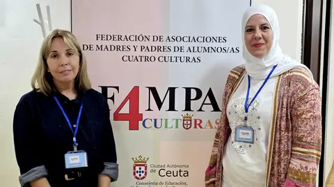 Sof&iacute;a Ortega y Ana Herrera, psic&oacute;logas sanitarias de Fampa 4 Culturas / Laura Ortiz