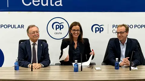 Visita de Carmen F&uacute;nez a la sede del Partido Popular de Ceuta