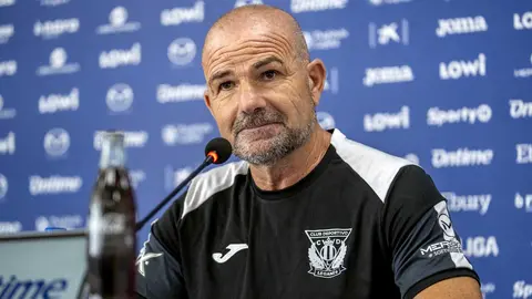 Paco L&oacute;pez, entrenador del Legan&eacute;s 