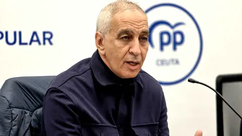 El senador Abdelhakim Abdeselam durante su comparecencia de este lunes / Laura Ortiz
