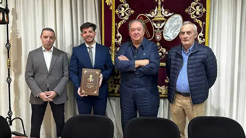 Acto de entrega de las Guardas del Preg&oacute;n de la Semana Santa 2026 / Mohamed Ettouileb