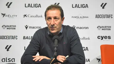 Luis Miguel Ramis en la sala de prensa del Alfonso Murube.