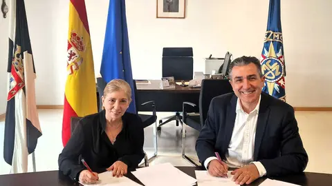 Firma del Convenio entre la UNED y Cocemfe