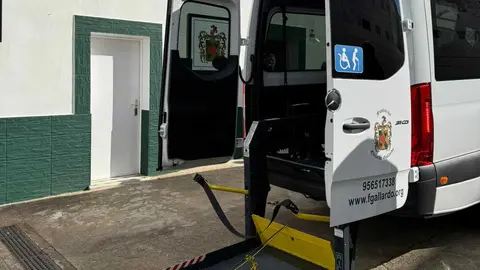 Nuevo veh&iacute;culo adaptado de la Fundaci&oacute;n Gallardo