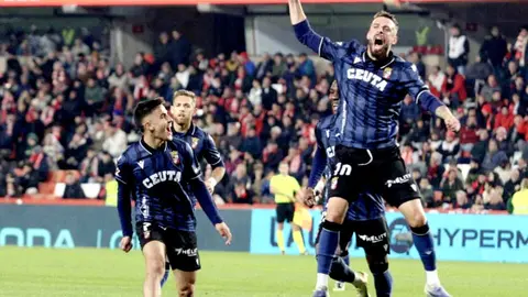 Celebraci&oacute;n de Cristian Rodr&iacute;guez tras el gol en Granada. Foto: AD Ceuta FC