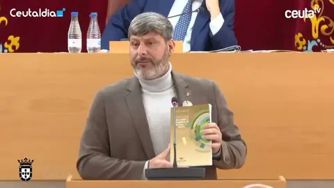 Mohamed Mustafa en el Pleno de Presupuestos