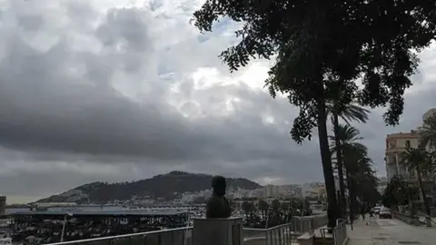 Cielos nublados desde el Paseo de las Palmeras / Archivo