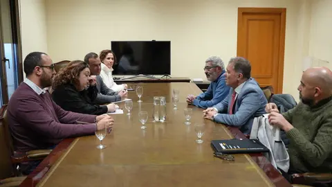 Encuentro de la delegada del Gobierno con los representantes del Sindicato M&eacute;dico / Sindicato M&eacute;dico