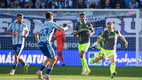 Encuentro entre el M&aacute;laga CF y la AD Ceuta FC en La Rosaleda. Foto: AD Ceuta FC / Zaki