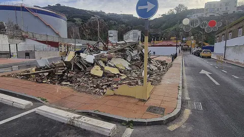 Derribo en la barriada de San Amaro