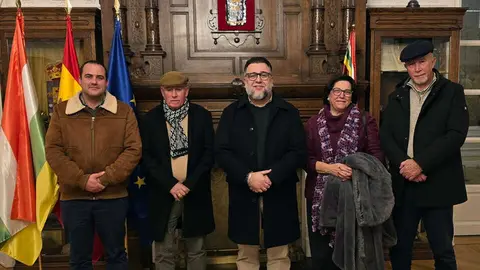 Visita de las Casas Regionales al Centro Riojano