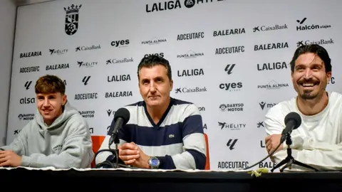 Presentaci&oacute;n de Jos&eacute; Campa&ntilde;a y Marc Dom&egrave;nech con la AD Ceuta FC