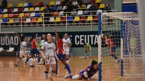 Partido entre la AD Ceuta FC y Futsi Atl&eacute;tico Navalcarnero de Primera Iberdrola. Foto: Rub&eacute;n B&aacute;ez.