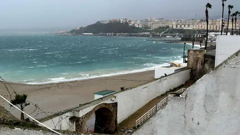 Efectos del fuerte temporal en Ceuta. Foto: Mohamed Ettouileb