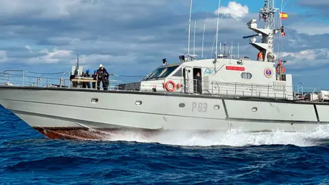 El PVZ &ldquo;Isla de Le&oacute;n&rdquo; realizando adiestramiento individual en la mar.