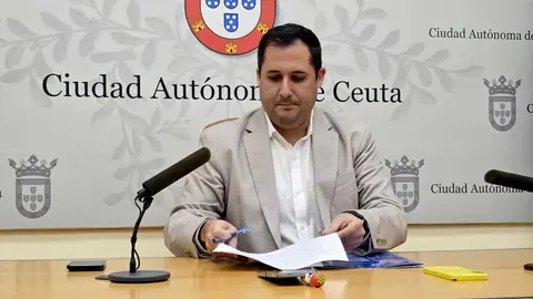 El portavoz del Gobierno, Alejandro Ram&iacute;rez, durante su comparecencia de este martes / Laura Ortiz