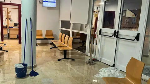 Goteras en el Recinto