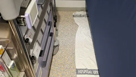 Goteras en el hospital Universitario / Cedida