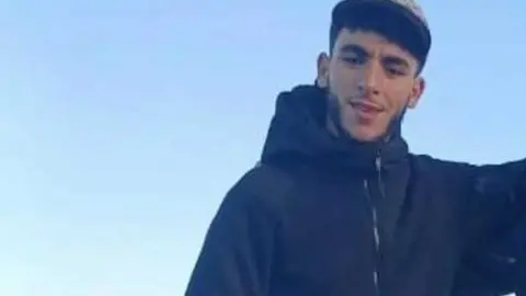 Mohamed Akiziz, desaparecido tras lanzarse al mar en pleno temporal