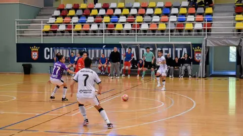 Partido entre Ceuta y Castro de Primera Iberdrola. Foto: Rub&eacute;n B&aacute;ez.