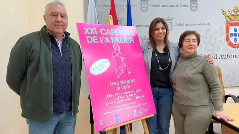 Ceuta se ti&ntilde;e de rosa: llega la 'XXI Carrera de la Mujer' por la vida