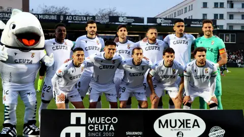 Once inicial de de la AD Ceuta FC ante el C&oacute;rdoba CF