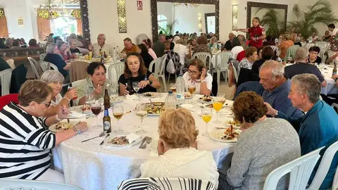 Cena de mayores