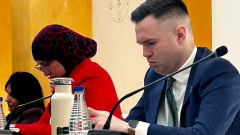 Carlos Verdejo durante la sesi&oacute;n plenaria de este jueves