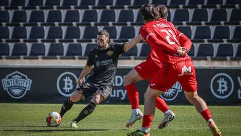 Rodri R&iacute;os con la camiseta del Intercity. Foto: CF Intercity.
