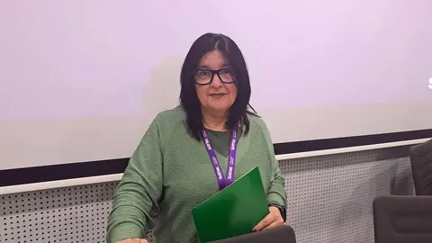 Presentaci&oacute;n de la Encuesta de SATSE en el biblioteca p&uacute;blica / C&eacute;sar Mart&iacute;n