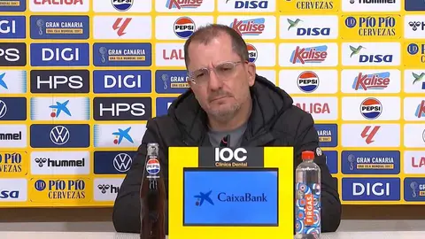Jos&eacute; Juan Romero en la sala de prensa.