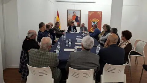 La Biblioteca Hist&oacute;rico Militar de Ceuta retoma 'Un caf&eacute;, un libro'