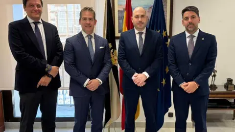 La C&aacute;mara de Comercio ha mantenido un primer encuentro con la Delegaci&oacute;n del Gobierno / Delegaci&oacute;n del Gobierno