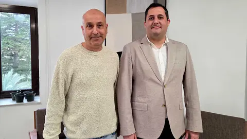Rachid Sbihi, representante de la AUGC, junto al consejero Alejandro Ram&iacute;rez / AUGC