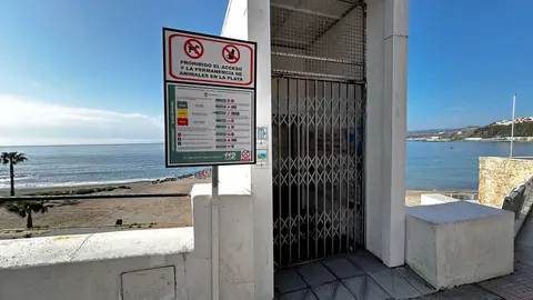 Ascensor de la playa de la Ribera 